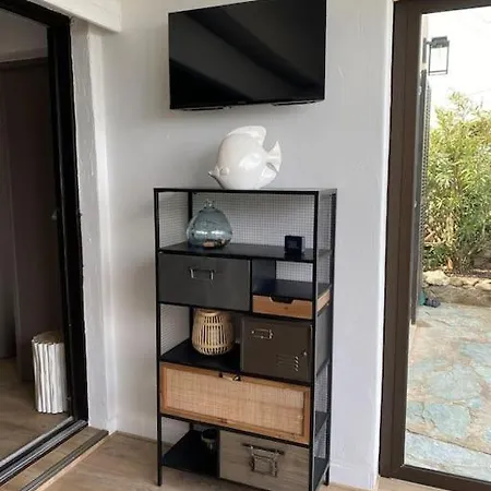 Casa Vista Bella - Maison En Corse Avec Grande Terrasse Et Acces Direct A La Mer, Marine De Sant'ambroggio Entre Calvi Et L'ile Rousse 펜션 루미오