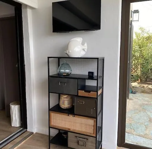 Casa Vista Bella - Maison En Corse Avec Grande Terrasse Et Acces Direct A La Mer, Marine De Sant'ambroggio Entre Calvi Et L'ile Rousse 度假居 卢米奥