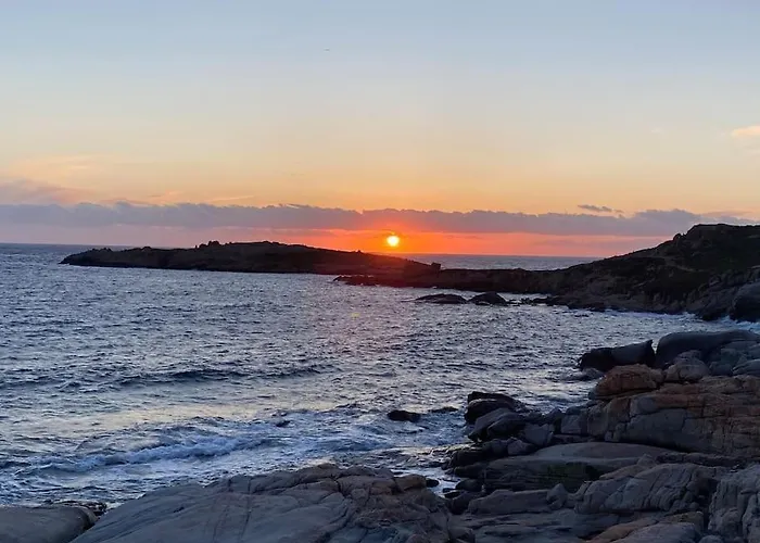 Casa Vista Bella - Maison En Corse Avec Grande Terrasse Et Acces Direct A La Mer, Marine De Sant'ambroggio Entre Calvi Et L'ile Rousse *