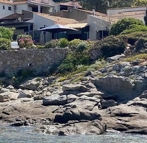 Casa Vista Bella - Maison En Corse Avec Grande Terrasse Et Acces Direct A La Mer, Marine De Sant'ambroggio Entre Calvi Et L'ile Rousse 펜션 *